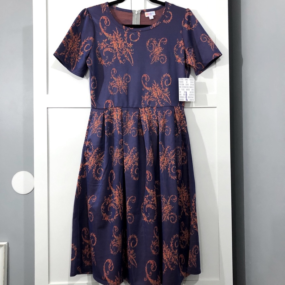 NWT LuLaRoe Amelia dress Size L
